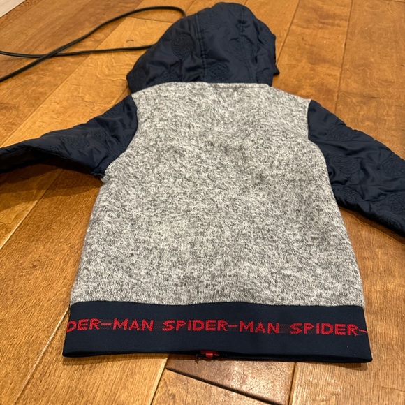 Marvel spiderman jacket - Picture 3 of 5